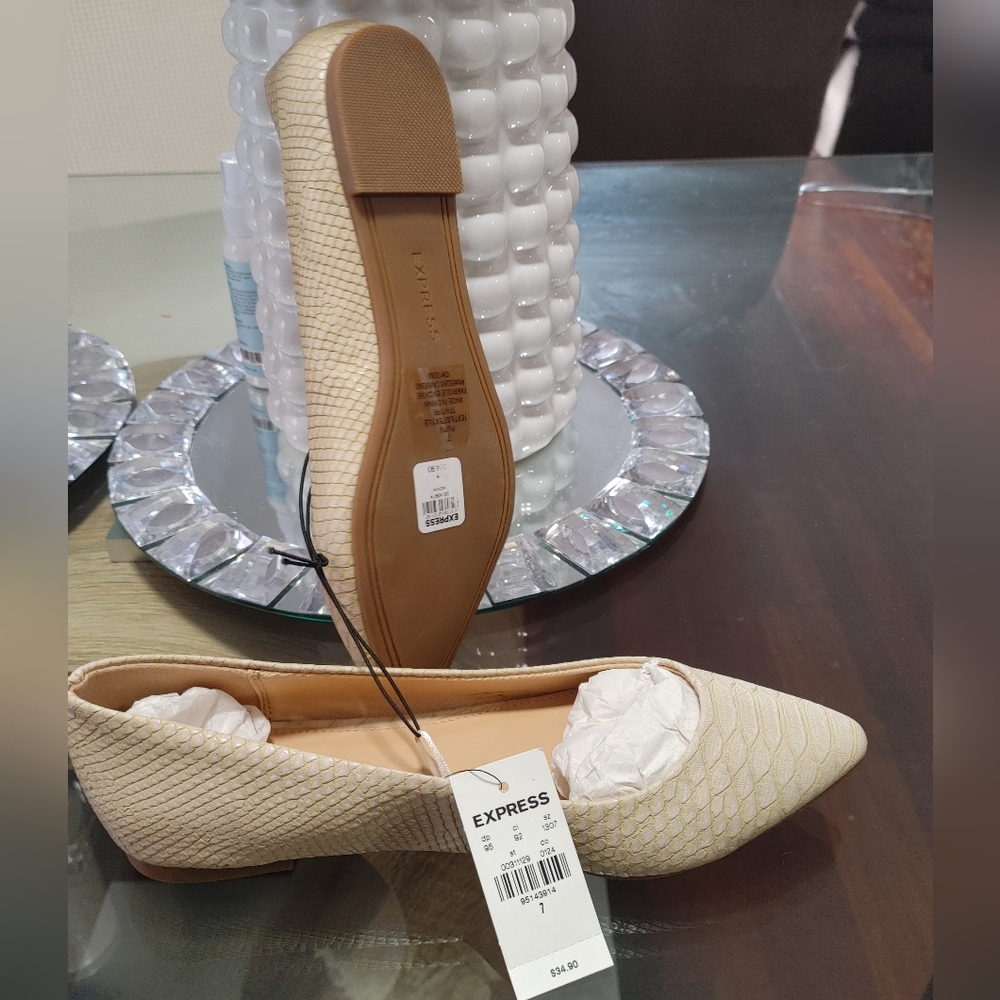 Women shoes